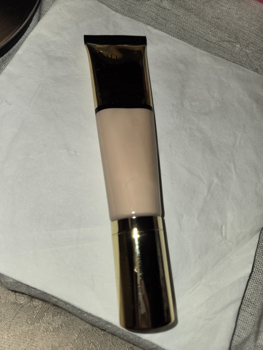 Estée Lauder Futurist Hydra Rescue Foundation – 1C1 Cool Bone, SPF 45